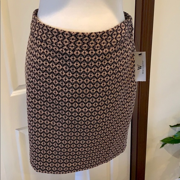 WORTHINGTON SKIRT - Picture 1 of 9